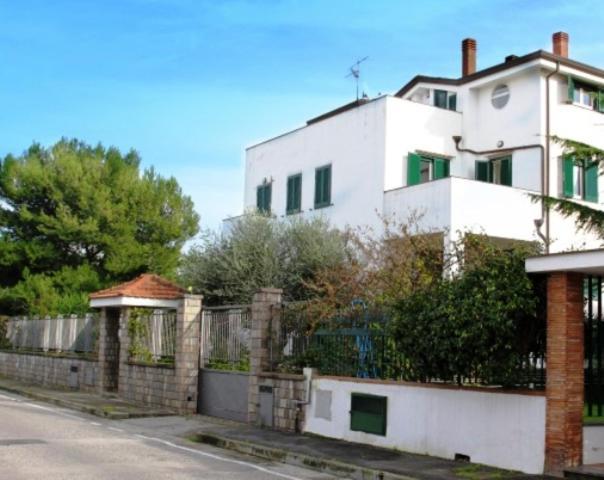 Pollena Trocchia B&B Privileged מראה חיצוני תמונה
