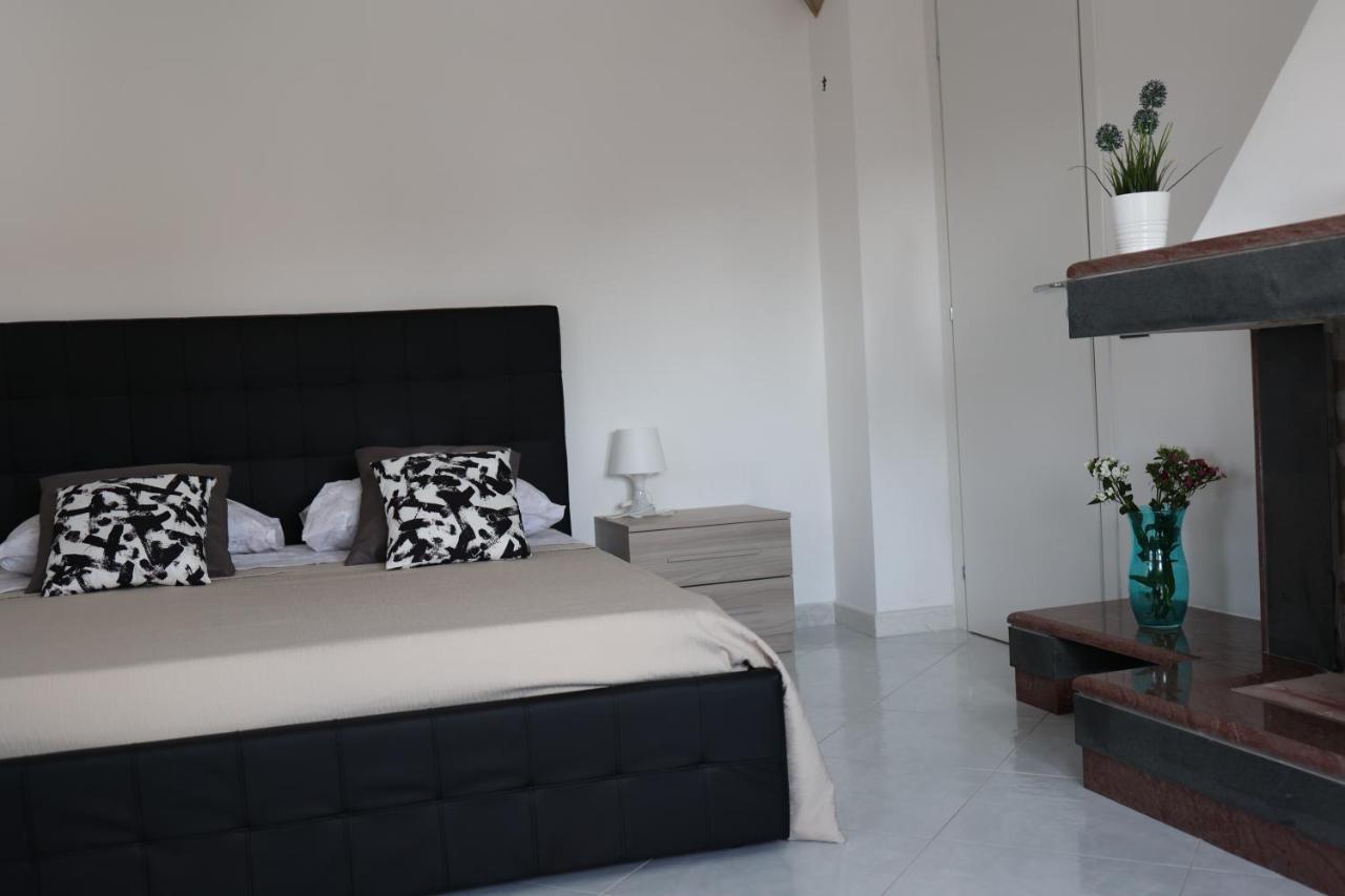 Pollena Trocchia B&B Privileged מראה חיצוני תמונה