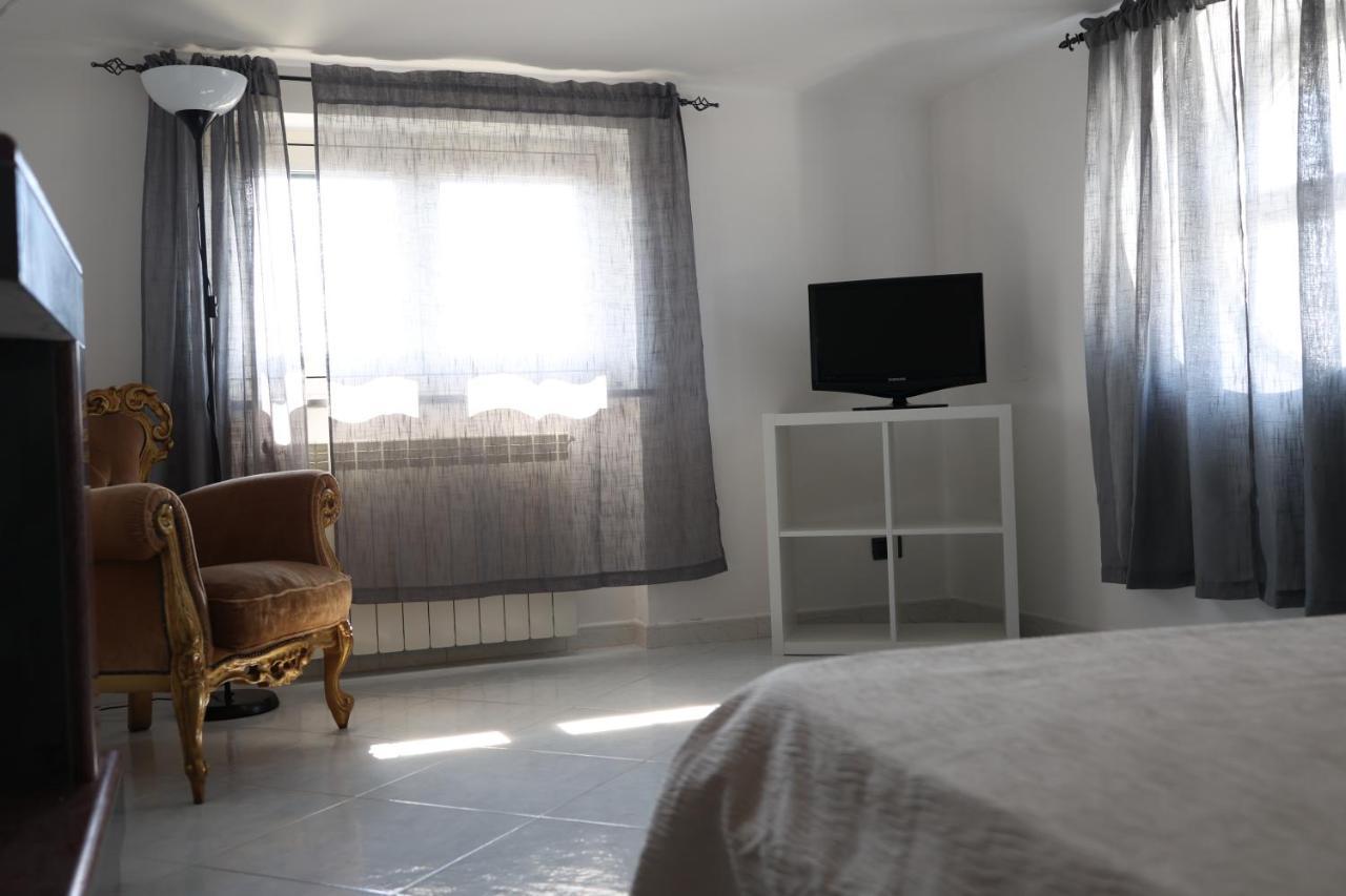Pollena Trocchia B&B Privileged מראה חיצוני תמונה
